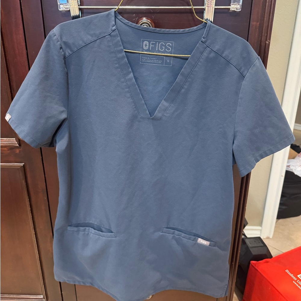 Figs Casma Scrub Top Charcoal Grey/Dark Harbor